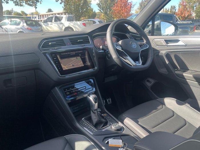 2024 Volkswagen Tiguan 162TSI R-Line