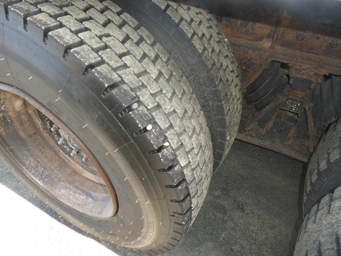 2002 Iveco Acco 2350G 