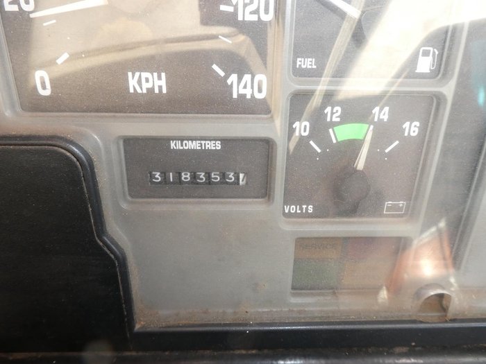 2002 Iveco Acco 2350G WHITE