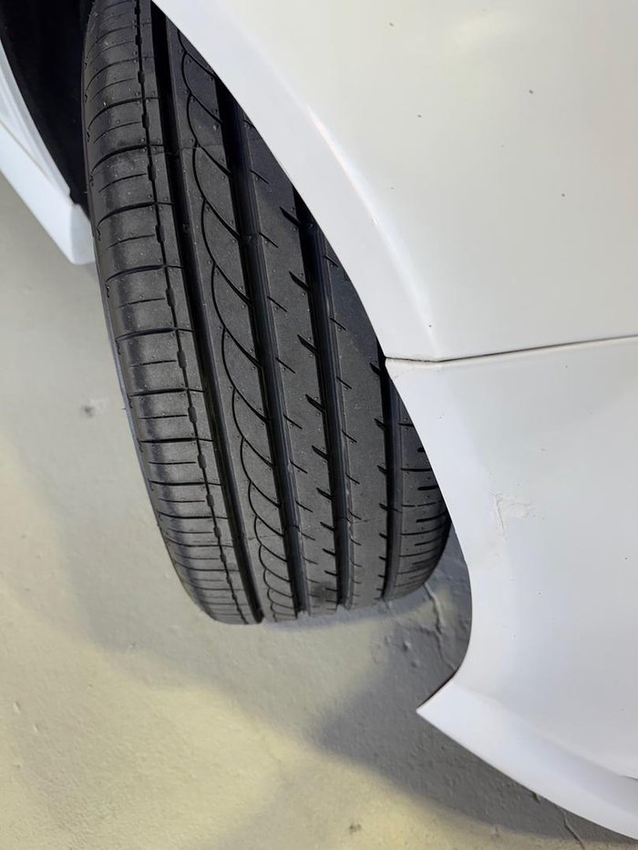 2013 Holden Commodore SV6 VF MY14 Heron White
