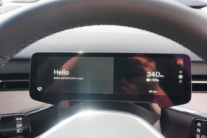 2025 Volvo EX90 Plus Twin Motor