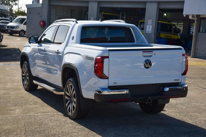 2024 Volkswagen Amarok TDI405 Core NF MY24 4X4 Dual Range Clear White