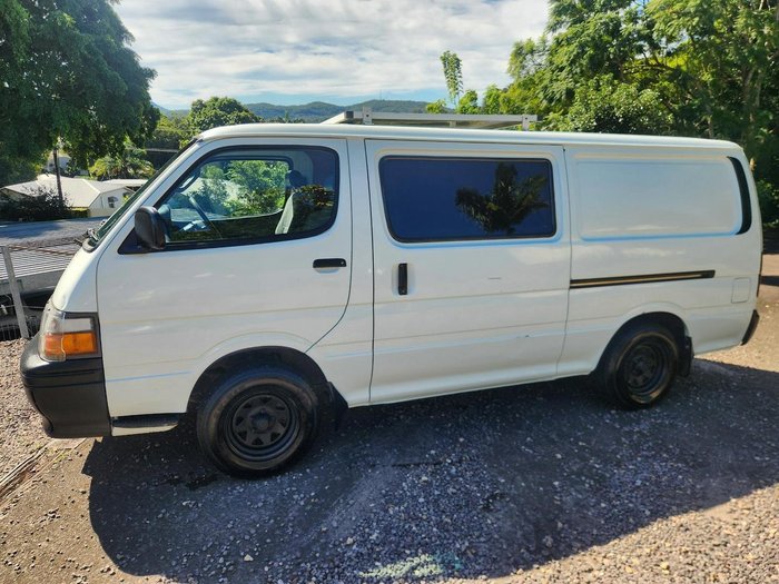 1998 Toyota Hiace RZH103R French Vanilla