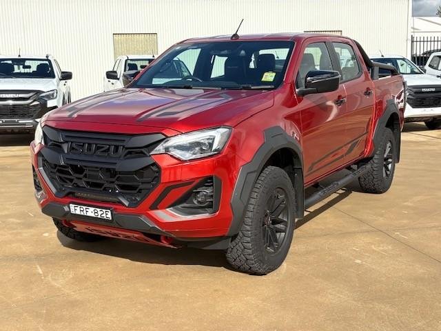2024 Isuzu D-MAX BLADE