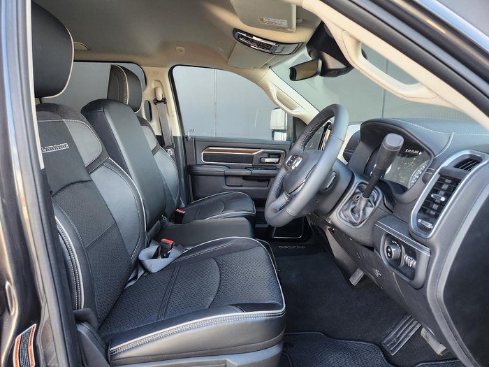2023 RAM 2500 Laramie Rambox