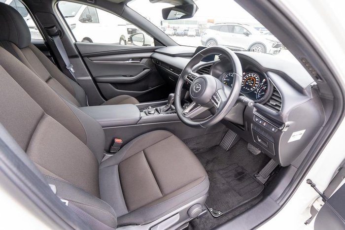 2022 Mazda 3 G20 Evolve
