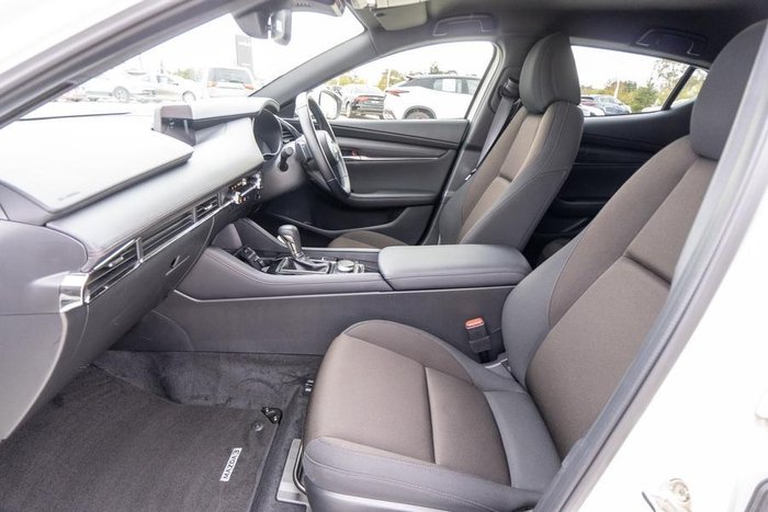 2022 Mazda 3 G20 Evolve