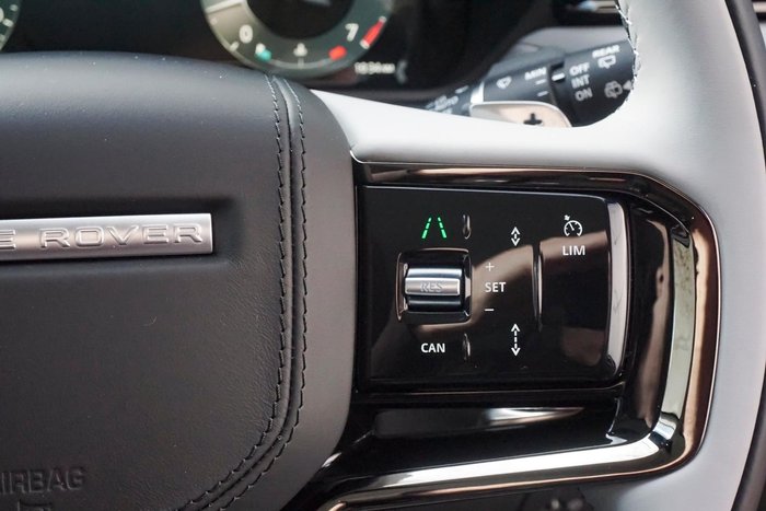 2024 Land Rover Range Rover Velar P250 Dynamic SE