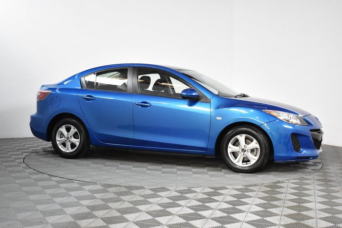 2013 Mazda 3 Neo