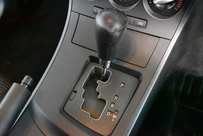 2013 Mazda 3 Neo