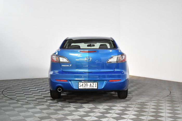 2013 Mazda 3 Neo