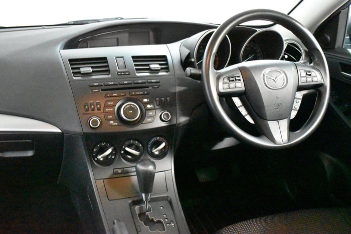 2013 Mazda 3 Neo