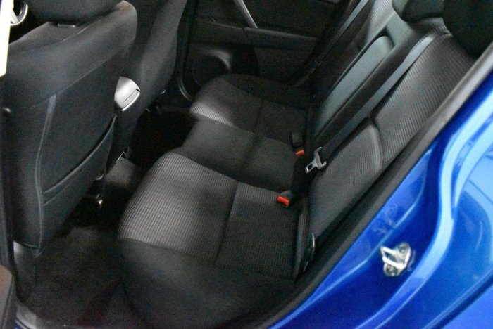 2013 Mazda 3 Neo