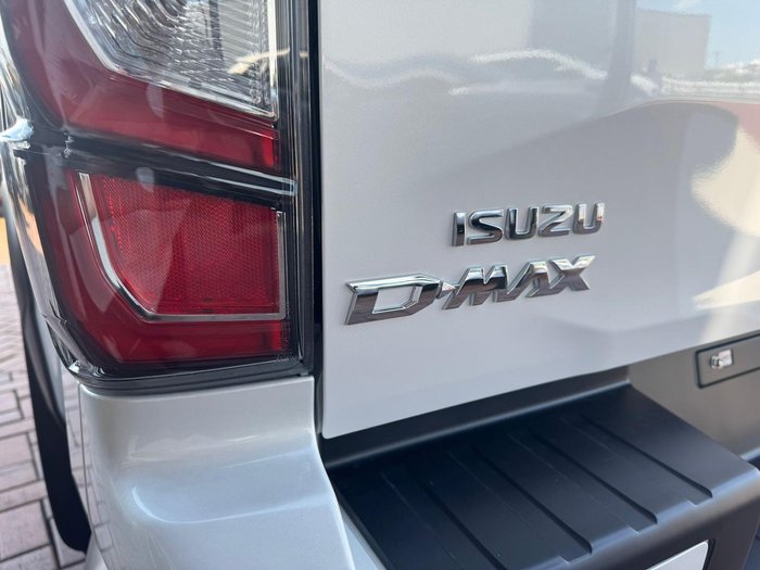 2025 Isuzu D-MAX X-TERRAIN