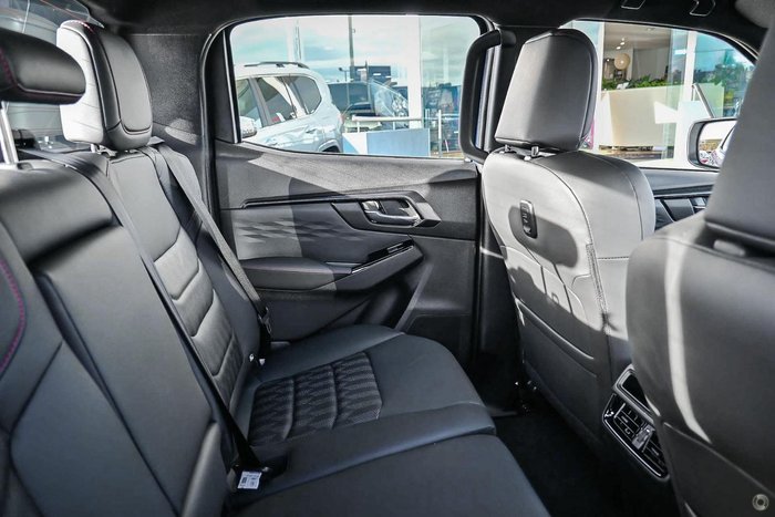 2025 Isuzu D-MAX X-TERRAIN