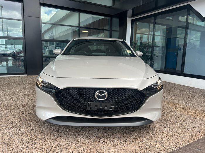 2025 Mazda 3 G20 Pure