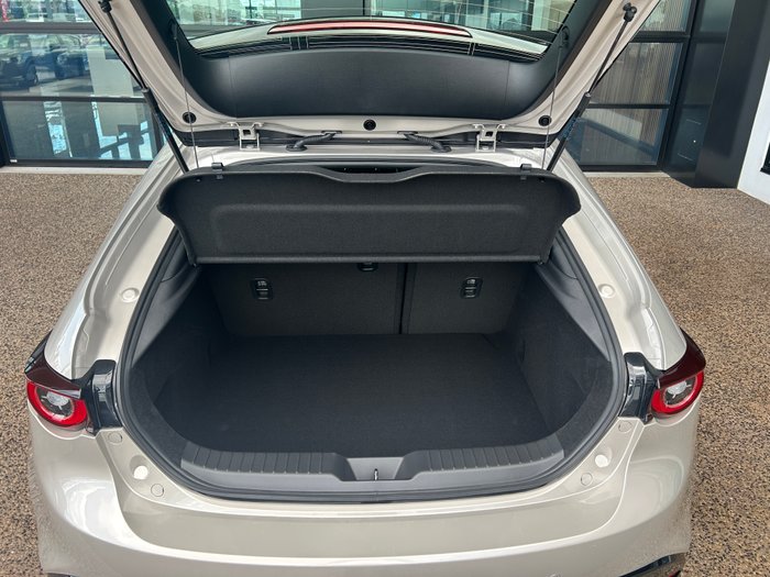 2025 Mazda 3 G20 Pure