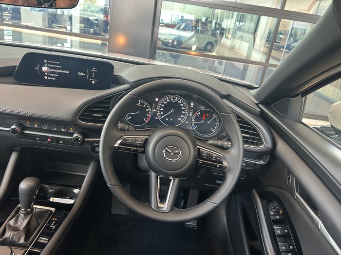 2025 Mazda 3 G20 Pure