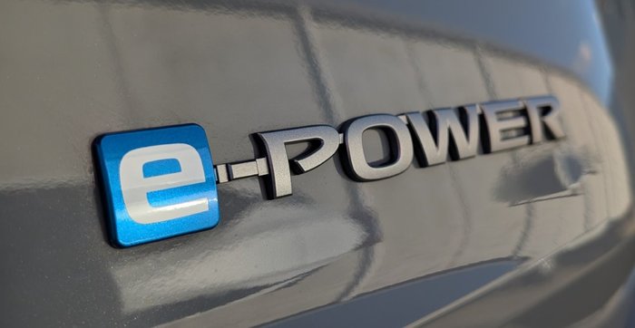 2026 NISSAN X-TRAIL ST-L e-POWER