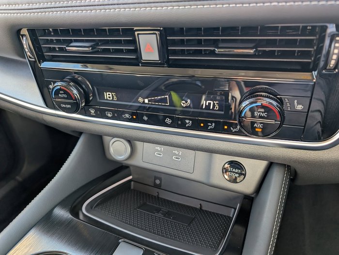 2026 NISSAN X-TRAIL ST-L e-POWER