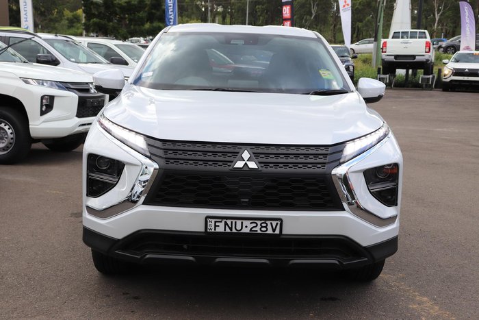 2024 Mitsubishi Eclipse Cross PHEV ES