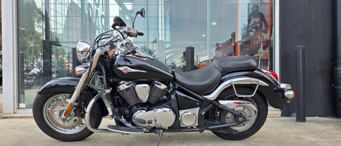 2009 Kawasaki VULCAN 900 (VN900) CLASSIC BLACK