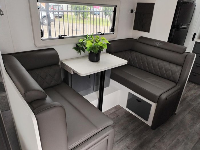 2023 JB Caravans Dirt Road Extreme 20'
