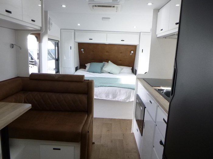 2024 JB Caravans Gator X Ev 17'10