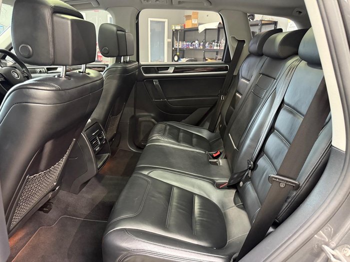 2012 Volkswagen Touareg V6 TDI 7P MY12.5 Four Wheel Drive Canyon Grey