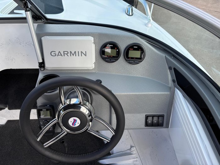 2025 QUINTREX 450 Fishabout Pro