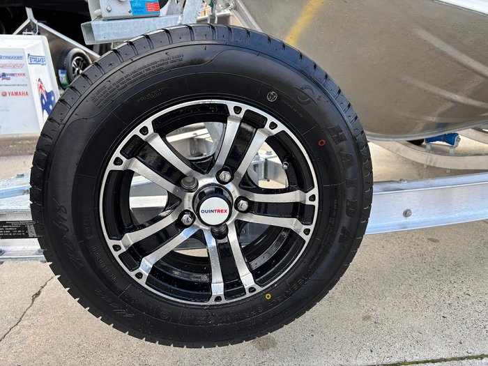 2025 QUINTREX 450 Fishabout Pro