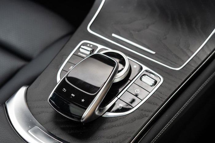 2019 Mercedes-Benz GLC-Class GLC200