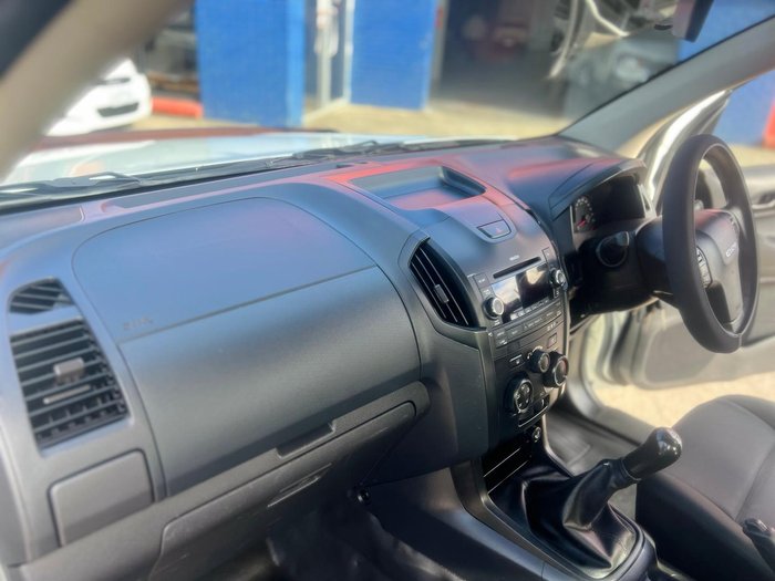 2015 Isuzu D-MAX SX MY15 4x2 Splash White