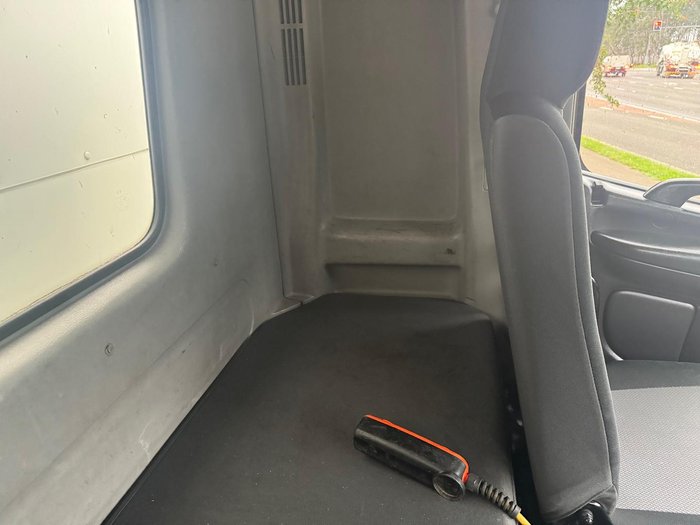 2015 Hino 500 Series FE1426 Auto WHITE