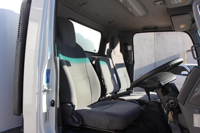 2021 Isuzu N Series NNR 45-150 WHITE