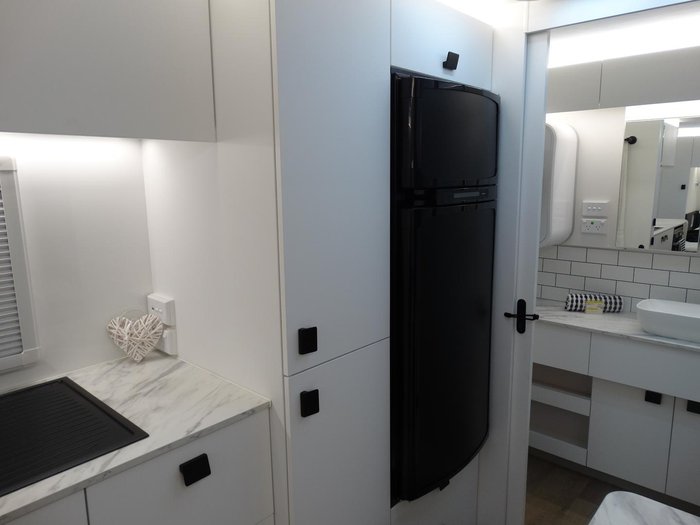 2025 New Age Caravans Mr19er Embark My25