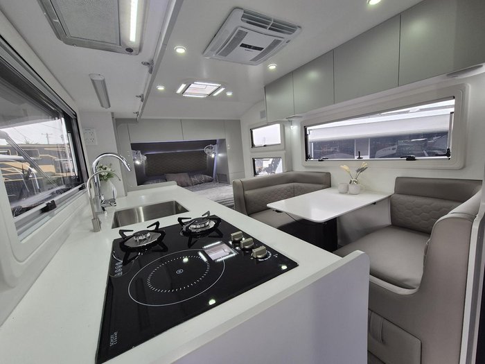 2024 Urban Caravans 19.6 Cxr Tandem Axle Platinum