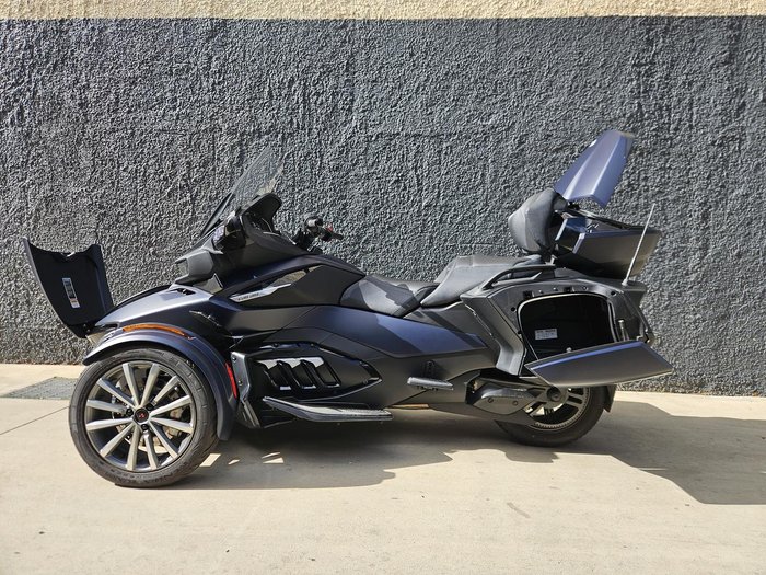 2022 Can-Am Spyder RT Sea-to-Sky Spyder RT Blue