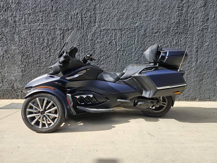 2022 Can-Am Spyder RT Sea-to-Sky Spyder RT Blue