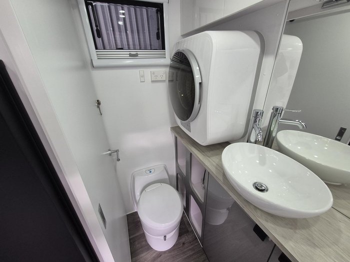 2025 Vivid Caravans VIVID EXPLORER 17