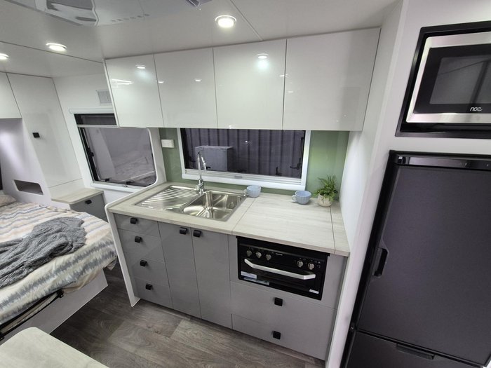 2025 Vivid Caravans VIVID EXPLORER 17