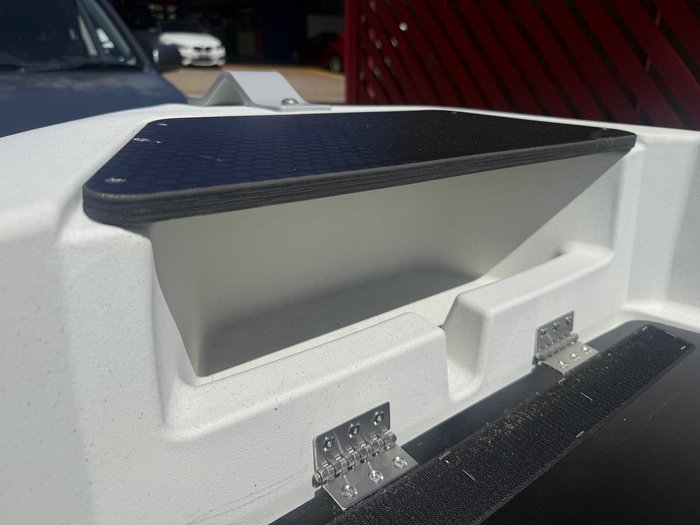 2025 Sea Storm 12 Advantage