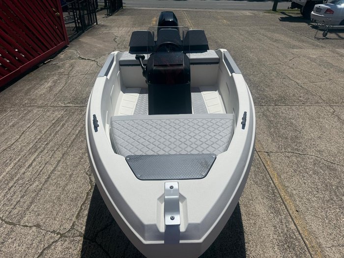 2025 Sea Storm 12 Advantage