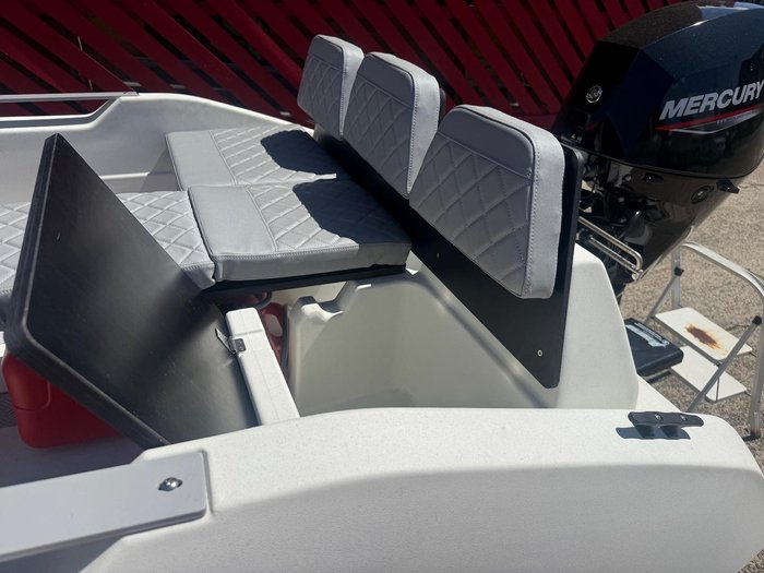 2025 Sea Storm 12 Advantage