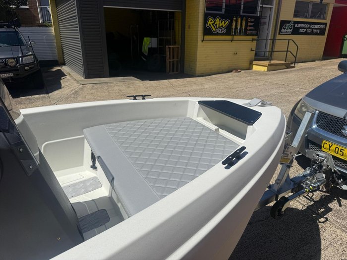 2025 Sea Storm 12 Advantage