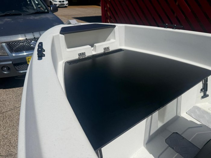 2025 Sea Storm 12 Advantage