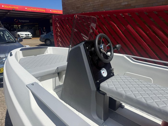 2025 Sea Storm 12 Advantage