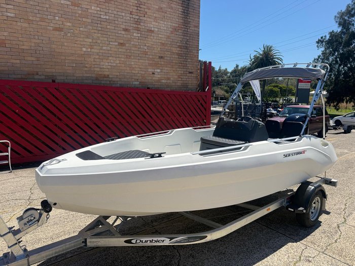 2025 Sea Storm 17 Advantage