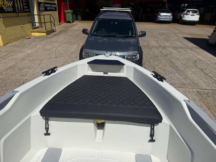 2025 Sea Storm 17 Advantage