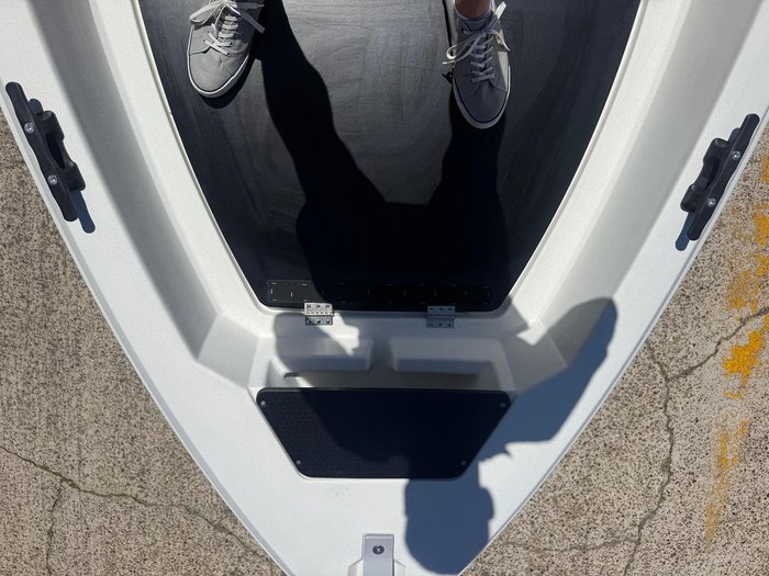 2025 Sea Storm 17 Advantage